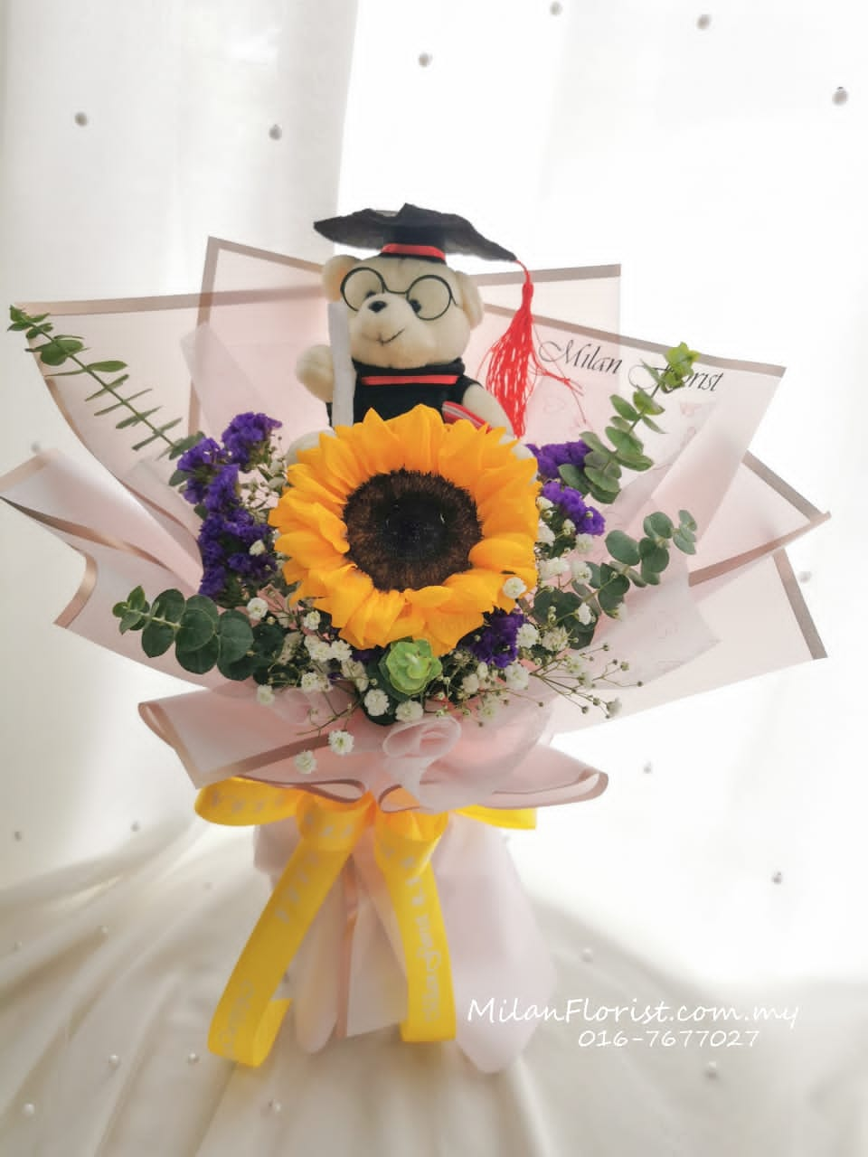 Milan Florist Graduation Bouquet Convocation Bouquet 米兰毕业花束 2 Milan Florist